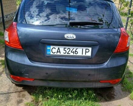 Серый Киа Сид, объемом двигателя 1.4 л и пробегом 264 тыс. км за 5800 $, фото 1 на Automoto.ua
