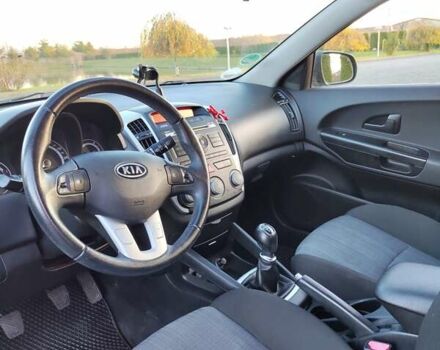 Сірий Кіа Сід, об'ємом двигуна 1.58 л та пробігом 183 тис. км за 6900 $, фото 25 на Automoto.ua