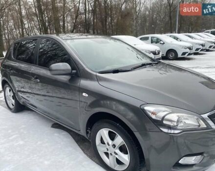Сірий Кіа Сід, об'ємом двигуна 1.58 л та пробігом 275 тис. км за 6300 $, фото 12 на Automoto.ua