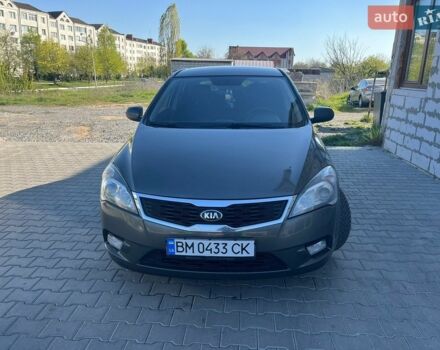 Серый Киа Сид, объемом двигателя 1.58 л и пробегом 278 тыс. км за 5200 $, фото 30 на Automoto.ua