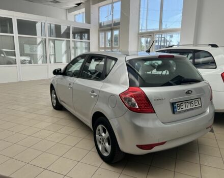 Киа Сид 2011 в Николаеве на Automoto.ua Серый Киа Сид, объемом двигателя 1.4 л и пробегом 148 тыс. км за 5600 $, фото 3 на Automoto.ua