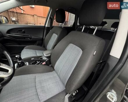 Сірий Кіа Сід, об'ємом двигуна 1.6 л та пробігом 268 тис. км за 6450 $, фото 19 на Automoto.ua