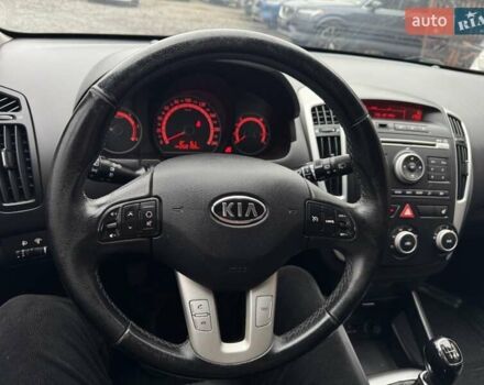 Сірий Кіа Сід, об'ємом двигуна 1.6 л та пробігом 268 тис. км за 6450 $, фото 32 на Automoto.ua