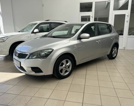 Киа Сид 2011 в Николаеве на Automoto.ua Серый Киа Сид, объемом двигателя 1.4 л и пробегом 148 тыс. км за 5600 $, фото 4 на Automoto.ua