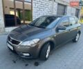 Серый Киа Сид, объемом двигателя 1.58 л и пробегом 278 тыс. км за 5800 $, фото 7 на Automoto.ua