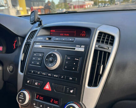 Киа Сид 2011 в Киеве на Automoto.ua Серый Киа Сид, объемом двигателя 1.59 л и пробегом 210 тыс. км за 8000 $, фото 12 на Automoto.ua