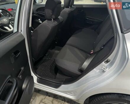 Серый Киа Сид, объемом двигателя 1.58 л и пробегом 238 тыс. км за 6100 $, фото 11 на Automoto.ua