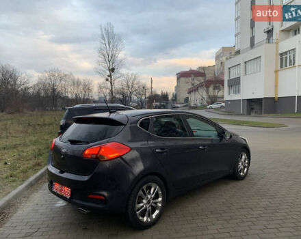 Серый Киа Сид, объемом двигателя 1.6 л и пробегом 60 тыс. км за 13400 $, фото 3 на Automoto.ua