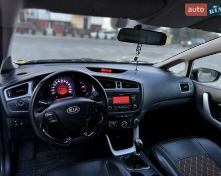 Сірий Кіа Сід, об'ємом двигуна 1.4 л та пробігом 274 тис. км за 6399 $, фото 19 на Automoto.ua