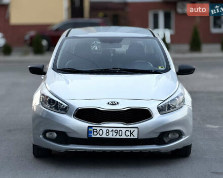 Серый Киа Сид, объемом двигателя 1.4 л и пробегом 271 тыс. км за 7200 $, фото 1 на Automoto.ua