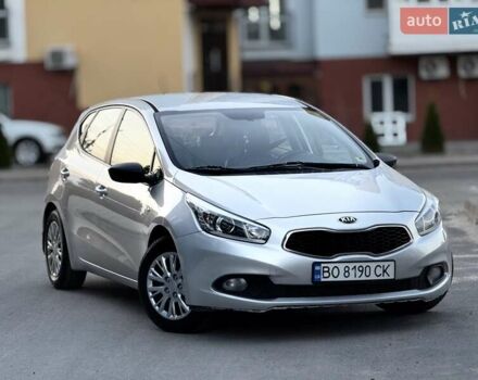 Сірий Кіа Сід, об'ємом двигуна 1.4 л та пробігом 274 тис. км за 6399 $, фото 4 на Automoto.ua