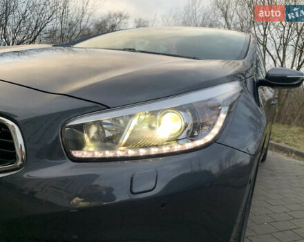 Серый Киа Сид, объемом двигателя 1.6 л и пробегом 60 тыс. км за 13400 $, фото 8 на Automoto.ua