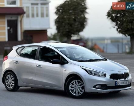 Сірий Кіа Сід, об'ємом двигуна 1.4 л та пробігом 274 тис. км за 6399 $, фото 3 на Automoto.ua