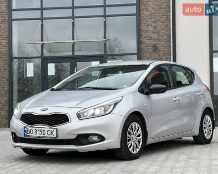 Серый Киа Сид, объемом двигателя 1.4 л и пробегом 273 тыс. км за 6999 $, фото 4 на Automoto.ua