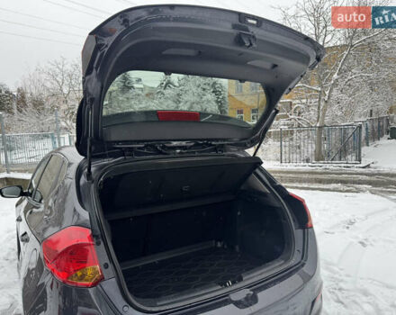 Сірий Кіа Сід, об'ємом двигуна 1.6 л та пробігом 60 тис. км за 13500 $, фото 29 на Automoto.ua