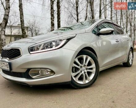 Серый Киа Сид, объемом двигателя 1.59 л и пробегом 131 тыс. км за 10500 $, фото 3 на Automoto.ua