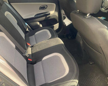 Сірий Кіа Сід, об'ємом двигуна 1.59 л та пробігом 247 тис. км за 10500 $, фото 10 на Automoto.ua