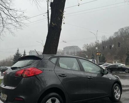 Серый Киа Сид, объемом двигателя 1.58 л и пробегом 148 тыс. км за 10400 $, фото 9 на Automoto.ua