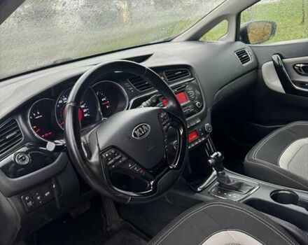 Серый Киа Сид, объемом двигателя 1.58 л и пробегом 148 тыс. км за 10400 $, фото 21 на Automoto.ua