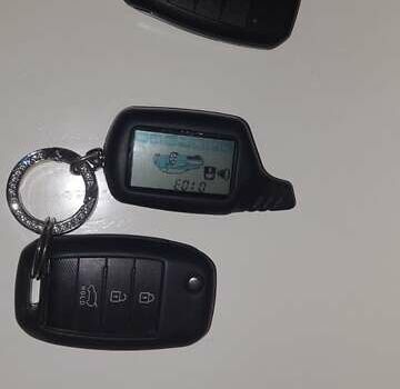 Серый Киа Сид, объемом двигателя 1.6 л и пробегом 103 тыс. км за 13600 $, фото 2 на Automoto.ua