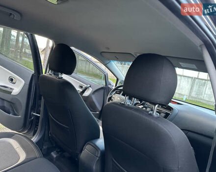 Серый Киа Сид, объемом двигателя 1.6 л и пробегом 111 тыс. км за 10300 $, фото 45 на Automoto.ua