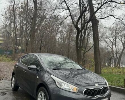 Серый Киа Сид, объемом двигателя 1.58 л и пробегом 148 тыс. км за 10400 $, фото 3 на Automoto.ua