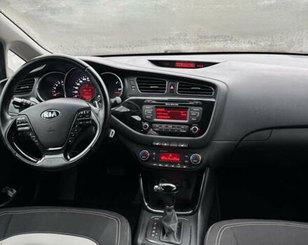 Серый Киа Сид, объемом двигателя 1.58 л и пробегом 148 тыс. км за 10400 $, фото 15 на Automoto.ua