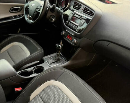 Серый Киа Сид, объемом двигателя 1.6 л и пробегом 65 тыс. км за 12800 $, фото 16 на Automoto.ua