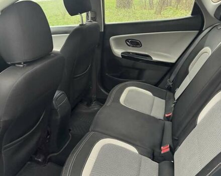 Серый Киа Сид, объемом двигателя 1.58 л и пробегом 148 тыс. км за 10400 $, фото 19 на Automoto.ua