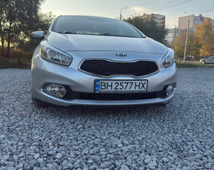 Киа Сид 2013 в Черновцах на Automoto.ua Серый Киа Сид, объемом двигателя 1.59 л и пробегом 130 тыс. км за 10500 $, фото 1 на Automoto.ua