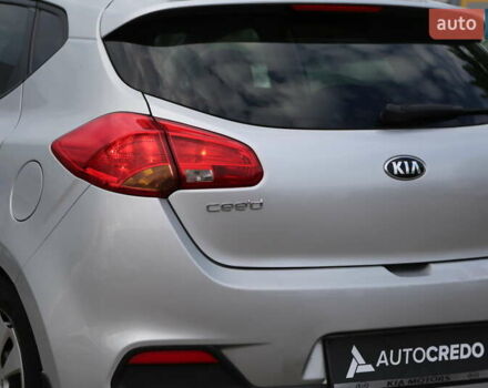 Серый Киа Сид, объемом двигателя 1.4 л и пробегом 221 тыс. км за 8600 $, фото 6 на Automoto.ua