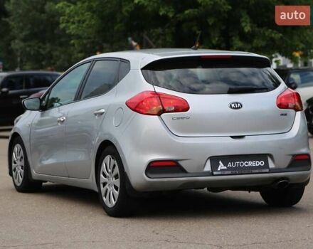 Серый Киа Сид, объемом двигателя 1.4 л и пробегом 221 тыс. км за 8600 $, фото 3 на Automoto.ua
