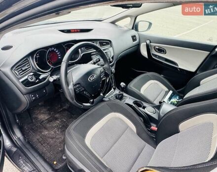 Серый Киа Сид, объемом двигателя 1.58 л и пробегом 127 тыс. км за 4300 $, фото 8 на Automoto.ua