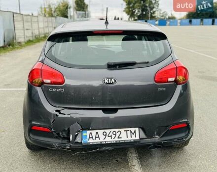 Серый Киа Сид, объемом двигателя 1.58 л и пробегом 127 тыс. км за 4300 $, фото 4 на Automoto.ua