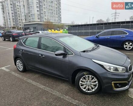 Серый Киа Сид, объемом двигателя 1.59 л и пробегом 165 тыс. км за 11250 $, фото 4 на Automoto.ua