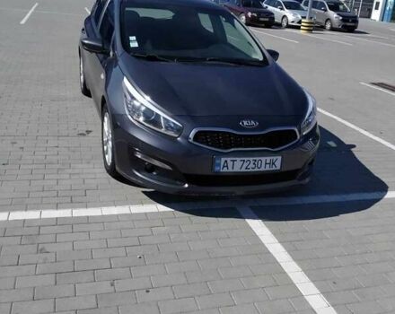 Сірий Кіа Сід, об'ємом двигуна 1.59 л та пробігом 150 тис. км за 11000 $, фото 4 на Automoto.ua