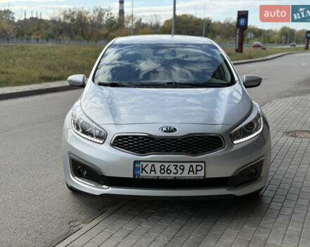 Киа Сид 2017 в Киеве на Automoto.ua Серый Киа Сид, объемом двигателя 1.6 л и пробегом 95 тыс. км за 14500 $, фото 3 на Automoto.ua