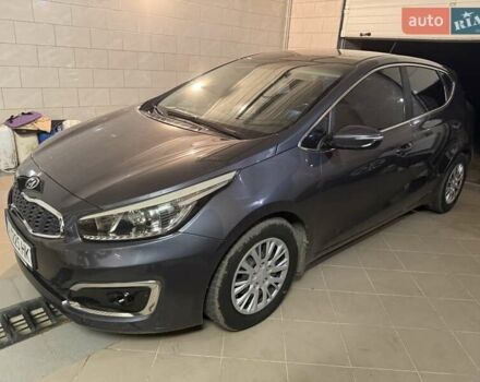 Серый Киа Сид, объемом двигателя 1.58 л и пробегом 84 тыс. км за 12500 $, фото 1 на Automoto.ua