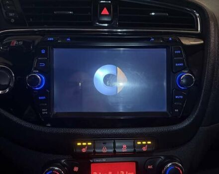 Серый Киа Сид, объемом двигателя 1.58 л и пробегом 84 тыс. км за 12500 $, фото 10 на Automoto.ua