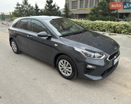 Серый Киа Сид, объемом двигателя 1.59 л и пробегом 98 тыс. км за 14000 $, фото 5 на Automoto.ua