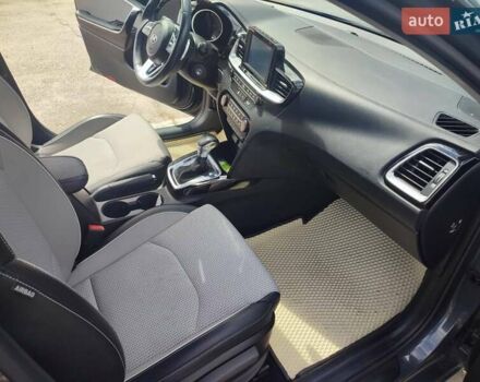 Серый Киа Сид, объемом двигателя 1.59 л и пробегом 60 тыс. км за 17800 $, фото 5 на Automoto.ua