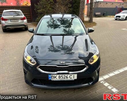 Серый Киа Сид, объемом двигателя 14 л и пробегом 75 тыс. км за 13999 $, фото 1 на Automoto.ua