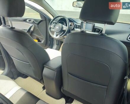 Серый Киа Сид, объемом двигателя 1.59 л и пробегом 60 тыс. км за 17800 $, фото 7 на Automoto.ua