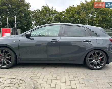 Серый Киа Сид, объемом двигателя 1.6 л и пробегом 138 тыс. км за 12000 $, фото 7 на Automoto.ua