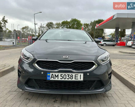 Серый Киа Сид, объемом двигателя 1.6 л и пробегом 138 тыс. км за 12000 $, фото 5 на Automoto.ua