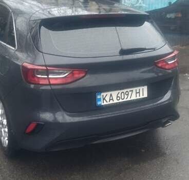 Серый Киа Сид, объемом двигателя 1.59 л и пробегом 15 тыс. км за 18500 $, фото 1 на Automoto.ua