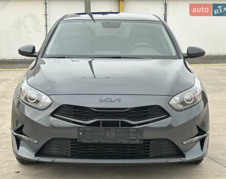 Серый Киа Сид, объемом двигателя 1.59 л и пробегом 28 тыс. км за 19200 $, фото 5 на Automoto.ua