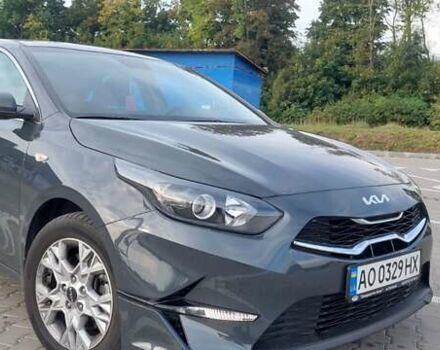 Серый Киа Сид, объемом двигателя 1.59 л и пробегом 28 тыс. км за 20000 $, фото 3 на Automoto.ua