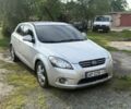 Серый Киа Сид, объемом двигателя 2 л и пробегом 180 тыс. км за 3450 $, фото 1 на Automoto.ua