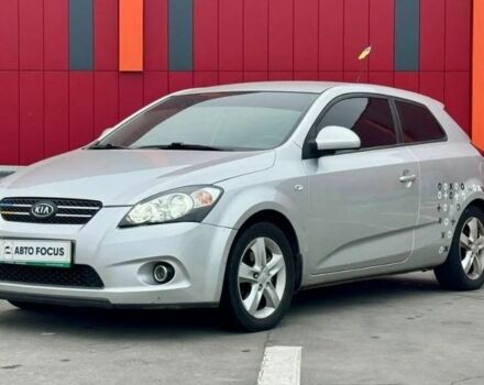 Серый Киа Сид, объемом двигателя 1.6 л и пробегом 220 тыс. км за 4100 $, фото 11 на Automoto.ua